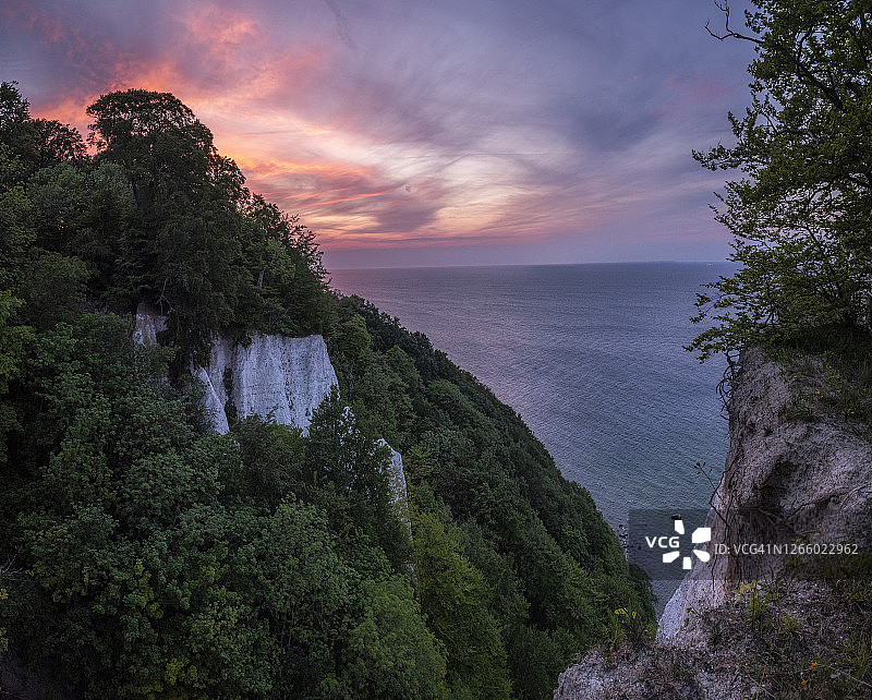 德国梅克伦堡-前波美拉尼亚州斯图本卡默白垩悬崖图片素材