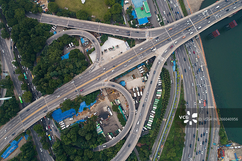 拥堵的高速公路图片素材