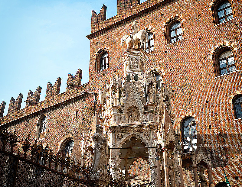 意大利维罗纳斯卡利杰罗拱门图片素材