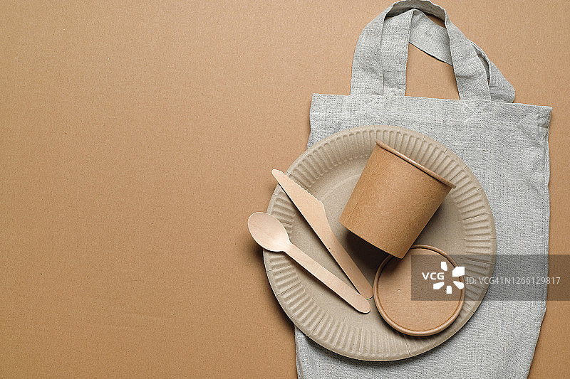 环保一次性餐具与循环利用袋图片素材