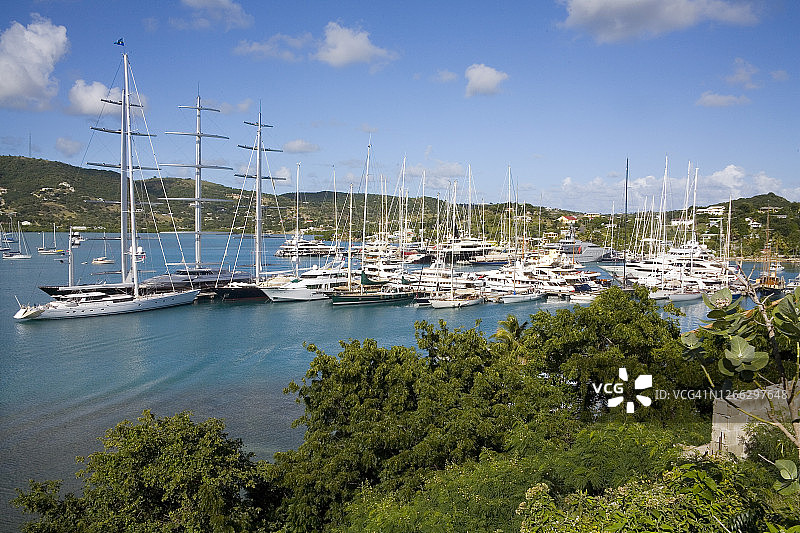 安提瓜法尔茅斯港图片素材