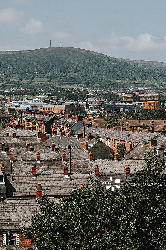 阳光明媚的城市风光图片素材