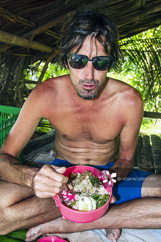印度尼西亚哈马黑拉岛午餐图片素材