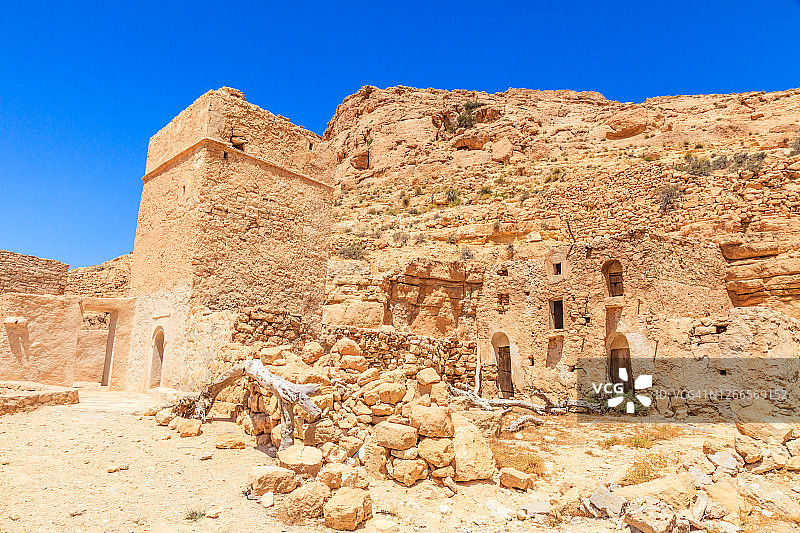 突尼斯塔塔温省杜伊雷特废弃的柏柏尔村庄图片素材