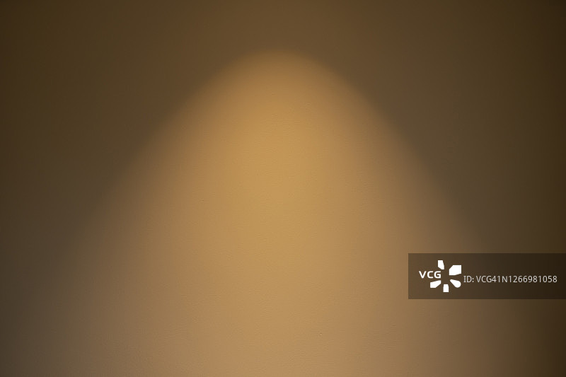 墙上的灯影图片素材