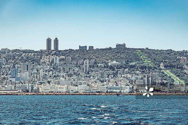 从地中海眺望海法图片素材