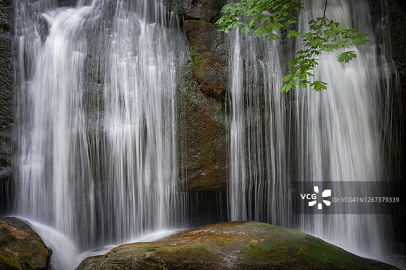 太平洋西北地区瀑布特写图片素材