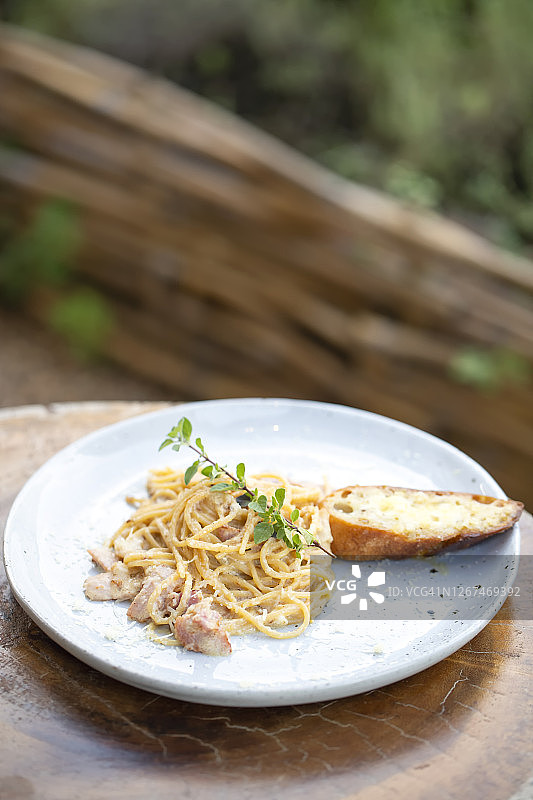 奶油培根意面图片素材