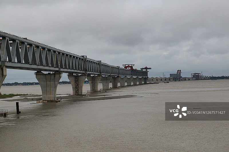 建设中的帕德玛大桥图片素材