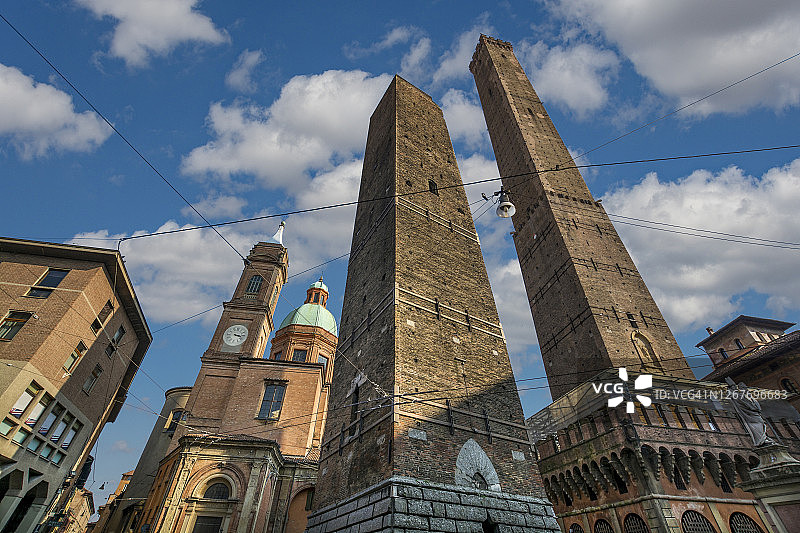意大利博洛尼亚双塔图片素材