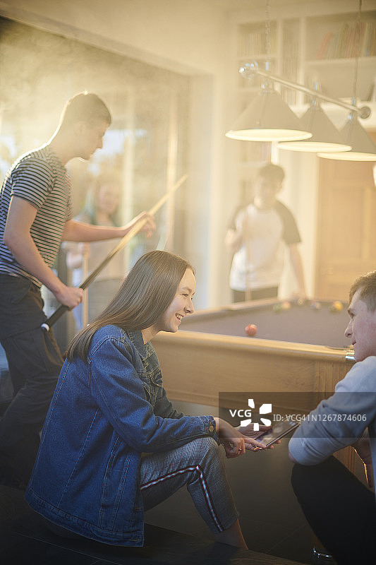 互联的学生们图片素材