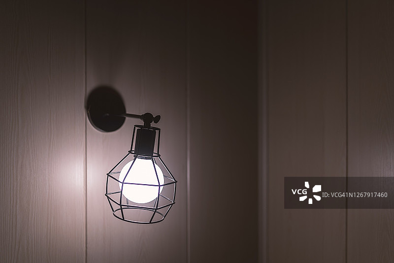 卧室夜灯特写图片素材