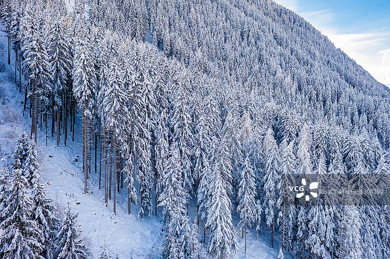施图拜山谷冬季雪景，蒂罗尔，奥地利图片素材