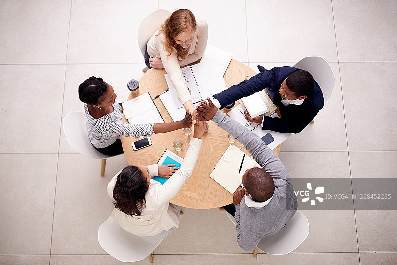 是时候出色地完成这个项目了！图片素材