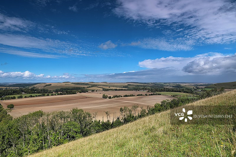 夏天的风景图片素材
