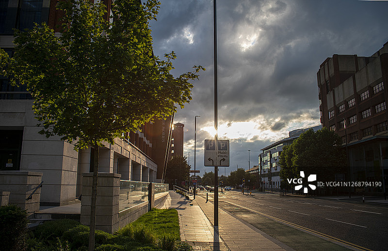 利兹市中心的日落图片素材