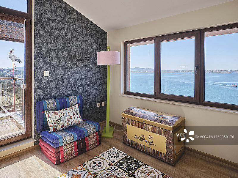 享有海景的度假公寓图片素材