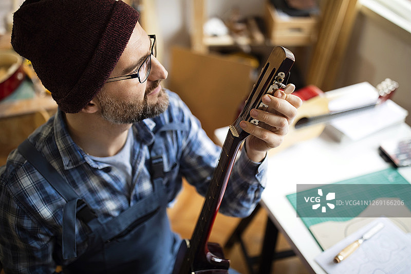 最后润色一下图片素材