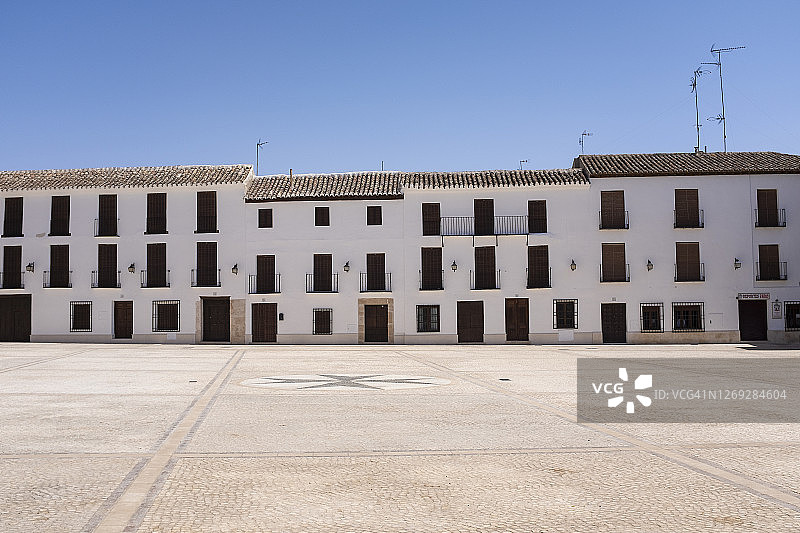 托莱多省 Tembleque 著名村庄的主广场图片素材