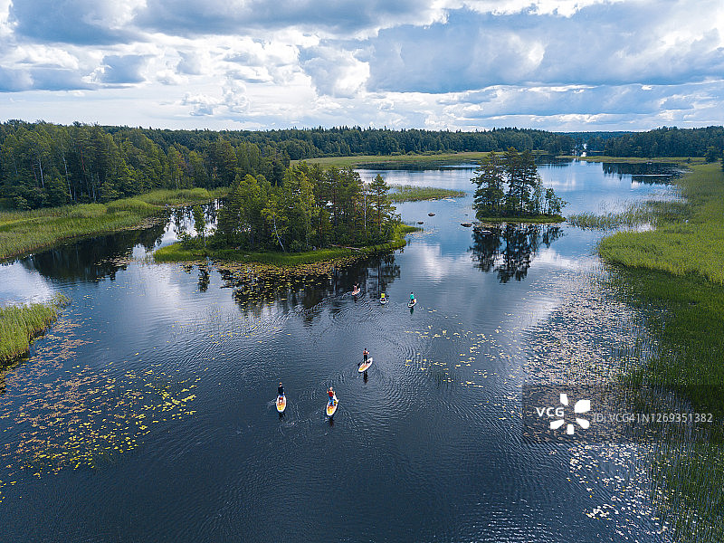 航拍沃克西河桨板手图片素材