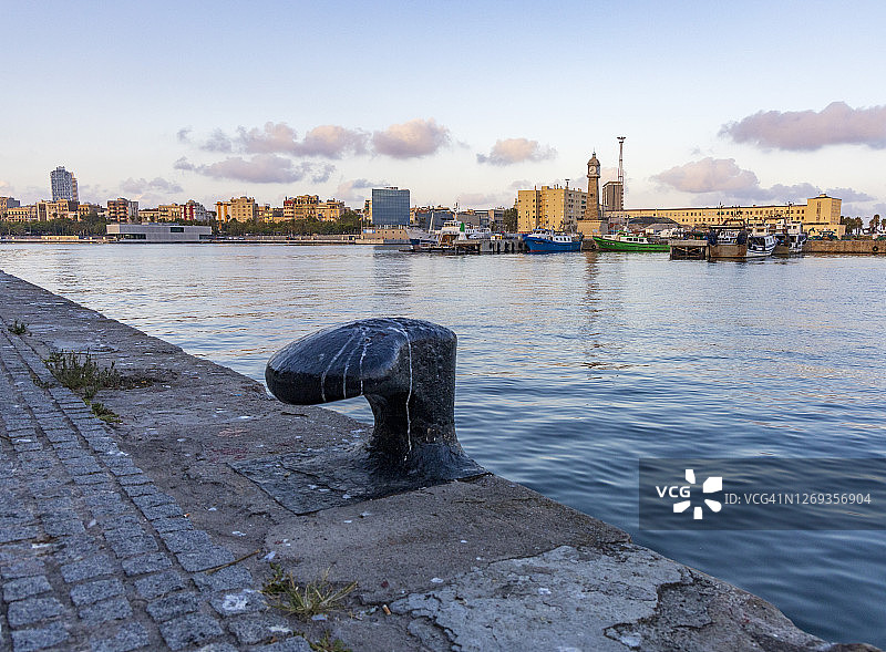 巴塞罗那老港口细节图片素材