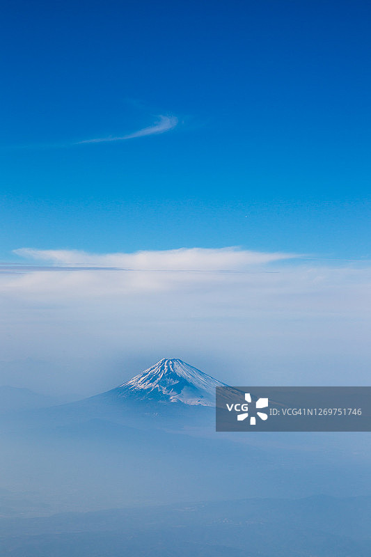 富士山俯瞰极简风图片素材