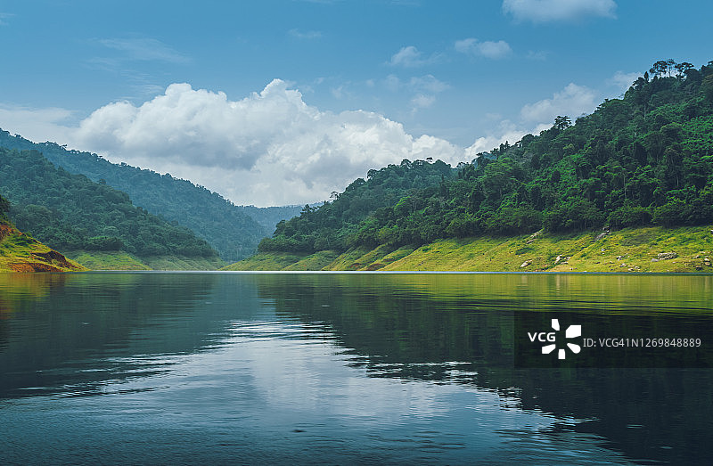 亚洲泰国那空那育府的坤丹普拉堪琼水坝的风景图片素材