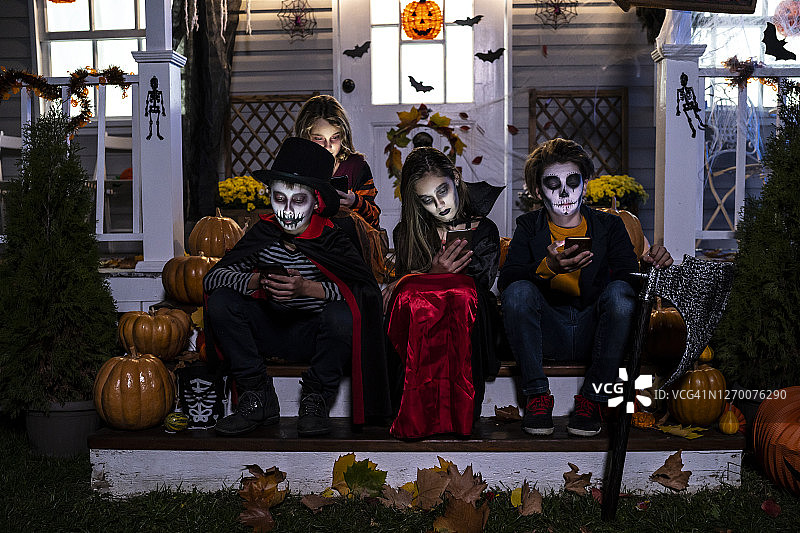 万圣节狂欢节服装儿童图片素材