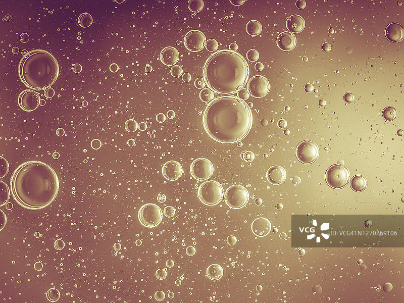 棕色液体气泡纹理抽象特写图片素材