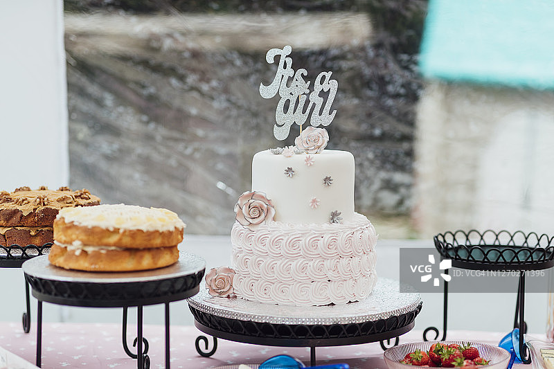 精美的女孩蛋糕图片素材