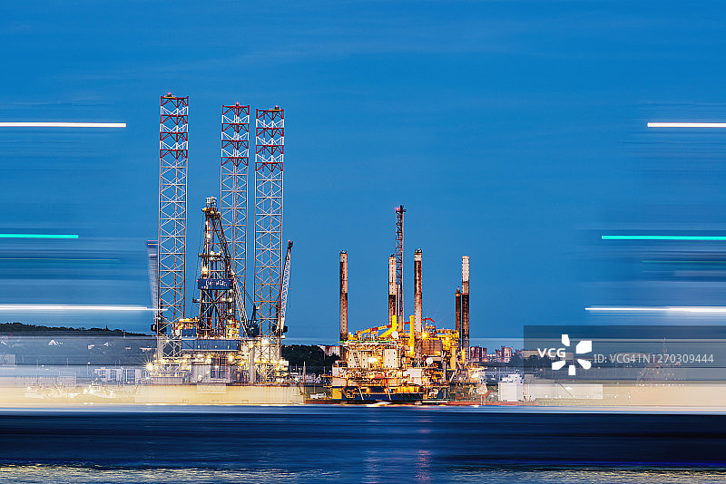 石油和天然气海上平台图片素材