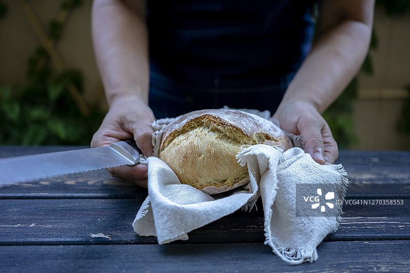 新鲜手工面包图片素材