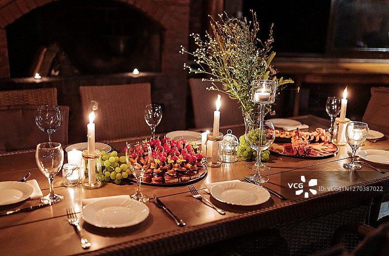 准备接待的餐桌图片素材