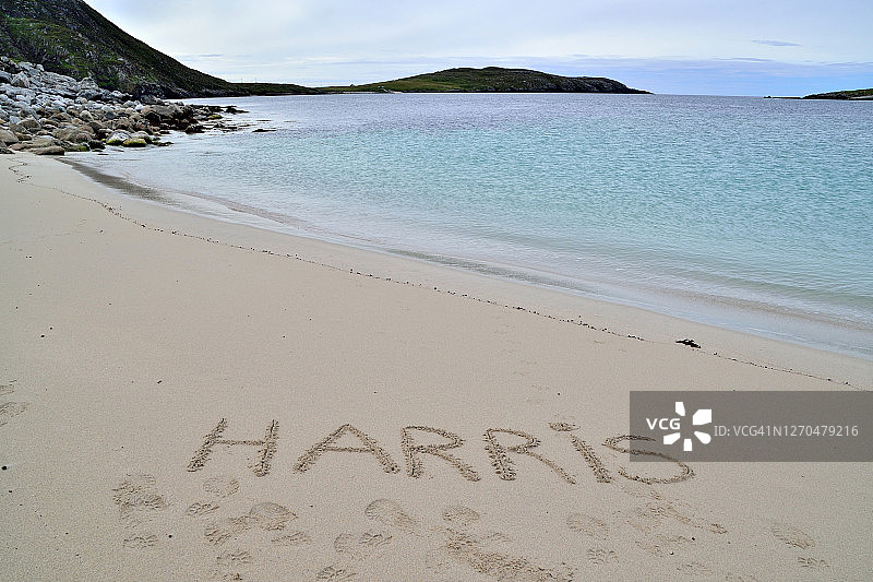 哈里斯海滩沙子上的文字图片素材