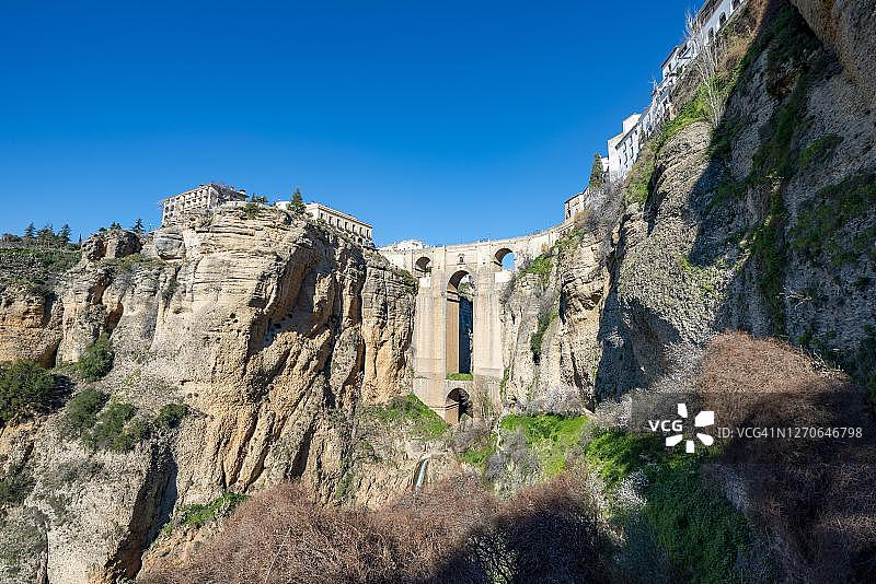 西班牙马拉加隆达瓜达莱温河新桥图片素材