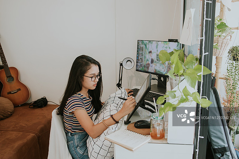 自由职业者创意草图工作照片图片素材