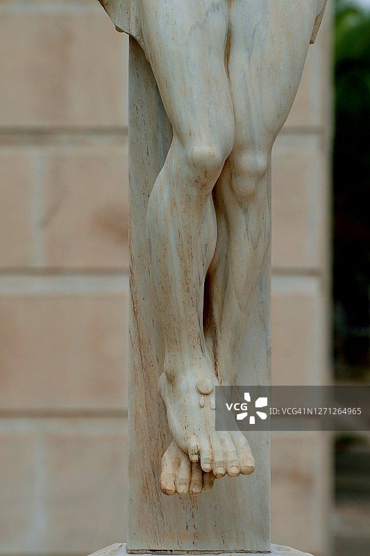 十字架上的耶稣图片素材