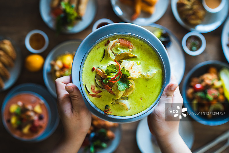 泰式绿咖喱海鲜图片素材