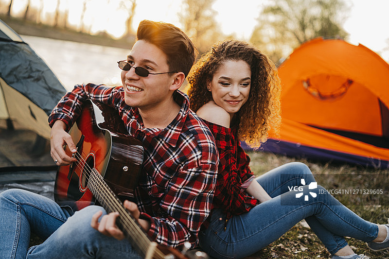 夏日恋情图片素材