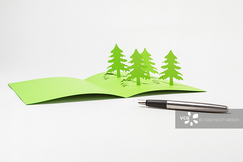 制作自制立体圣诞树卡片图片素材