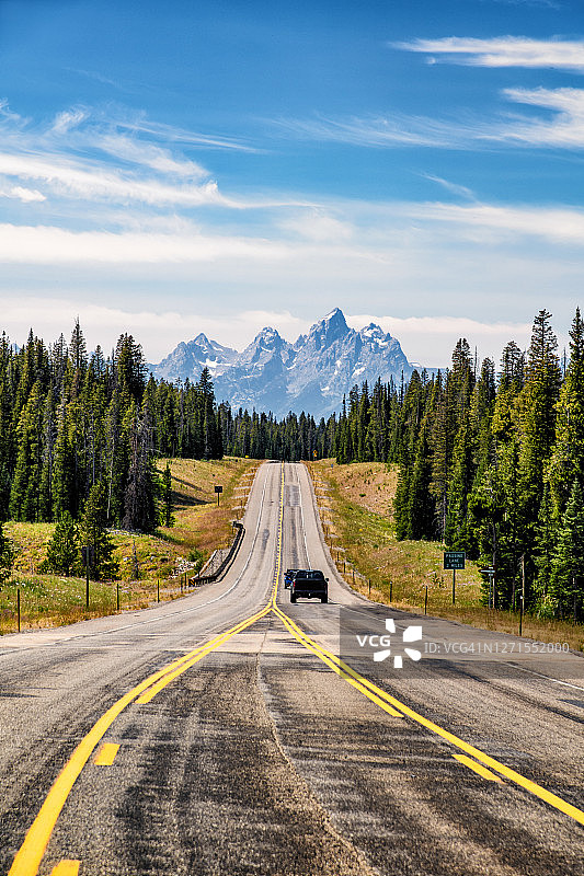 通往提顿斯的路图片素材