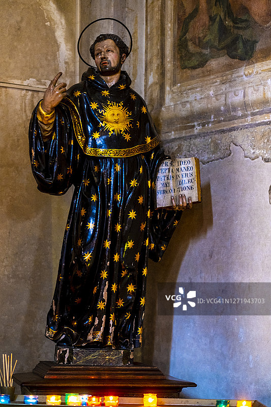 圣彼得雕像图片素材