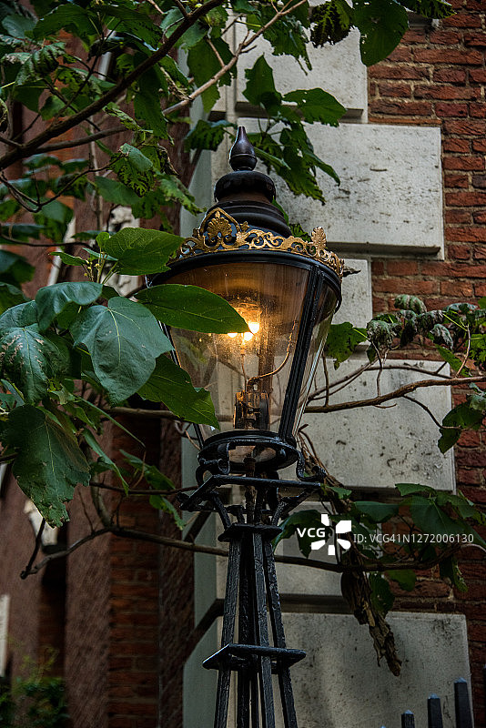 伦敦街头的煤气灯图片素材