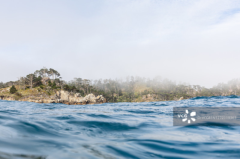 从海边看洛博斯角图片素材