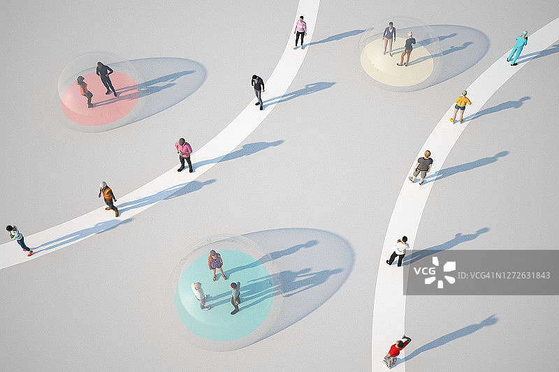 保持社交距离，玻璃罩内的人们隔离概念图图片素材