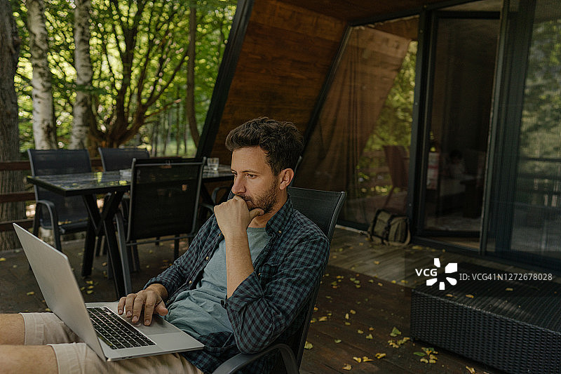 今日办公室图片素材