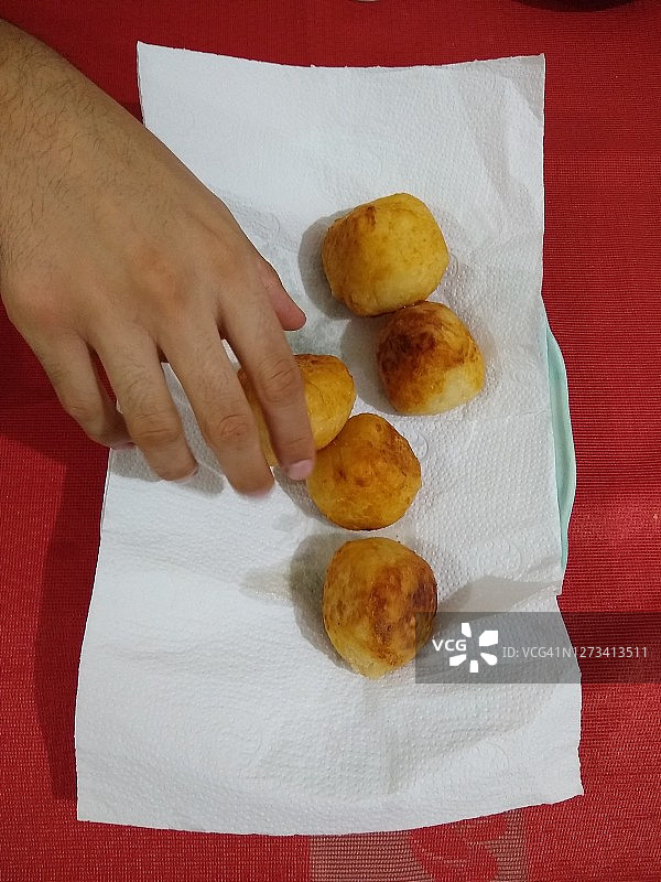 炸馅丸子图片素材