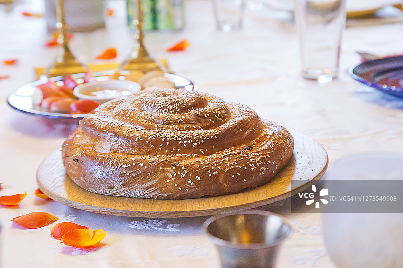 犹太新年哈拉面包图片素材