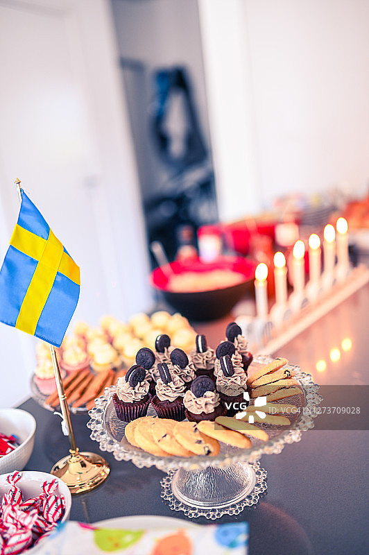 生日餐桌图片素材