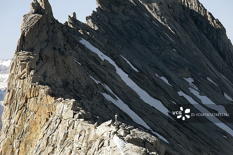 极端山区地形，图奥勒米草甸，美国加利福尼亚州优胜美地国家公园图片素材